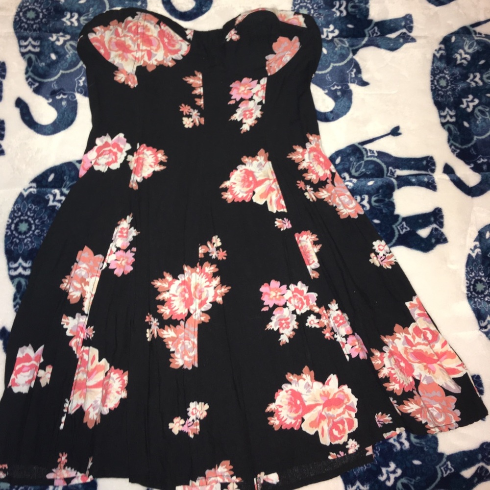 Summer strapless dress.
